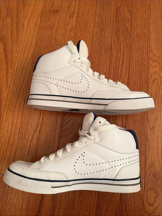 Nike Other - Nike Navaro High White with Navy Trim (Good Condition) Size 10.5